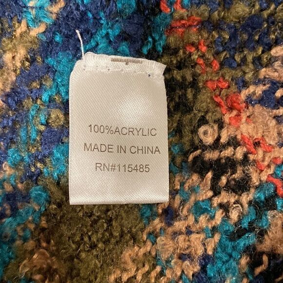 Plaid button closure knit poncho with fringe one size - Picture 6 of 8